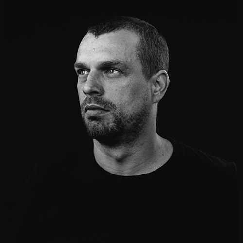 JOHN-E 1